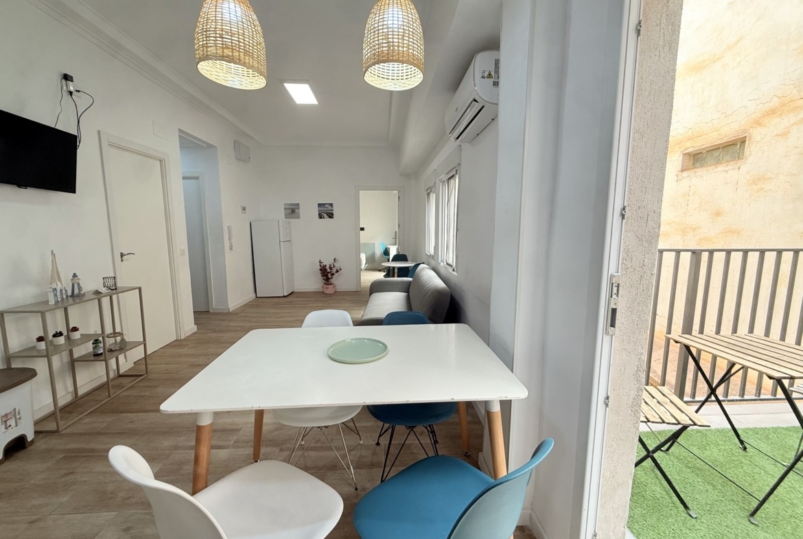 Céntrico Conjunto Habitacional Alicante