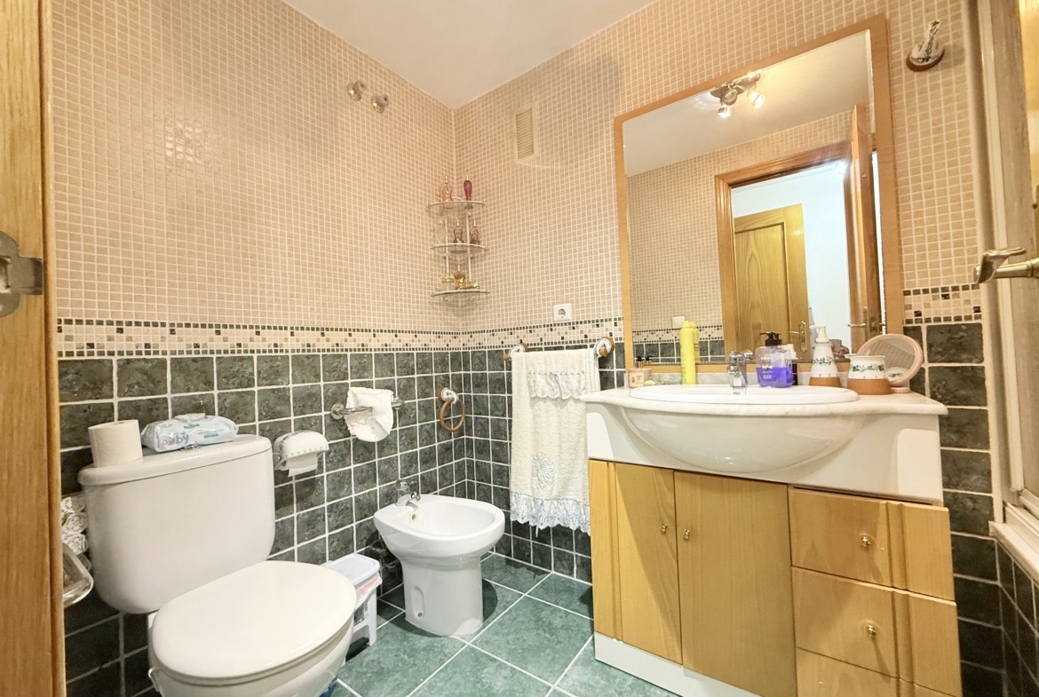 Magnífica vivienda con garaje y trastero junto al MARQ – Calle Doctor Sapena
