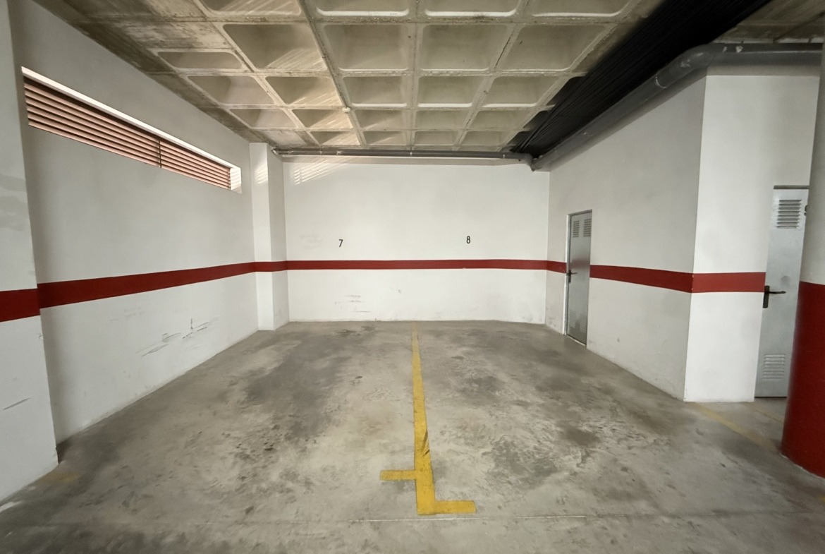 Magnífica vivienda con garaje y trastero junto al MARQ – Calle Doctor Sapena