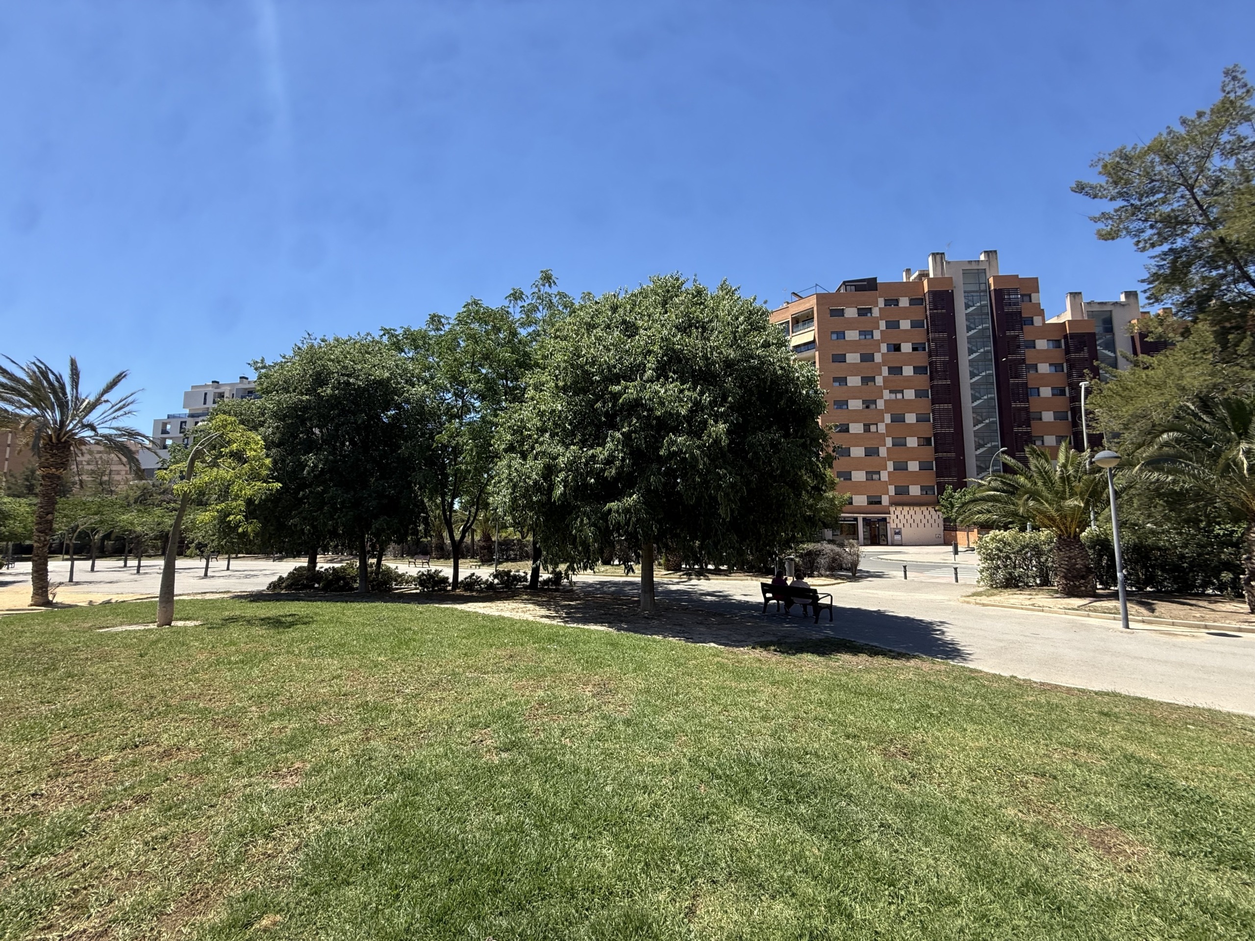 Piso en venta en PAU 1 Alicante con terraza y urbanización completa