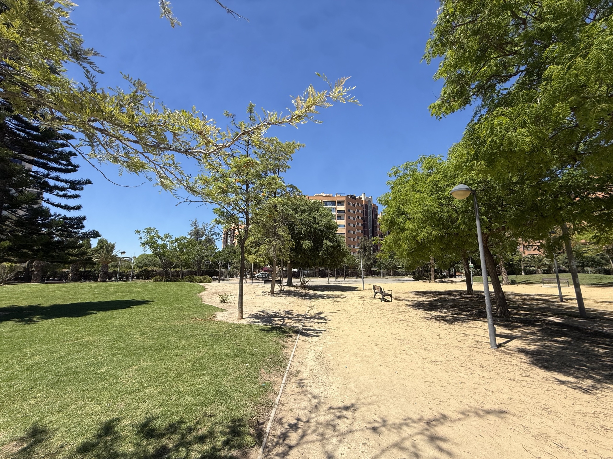Piso en venta en PAU 1 Alicante con terraza y urbanización completa