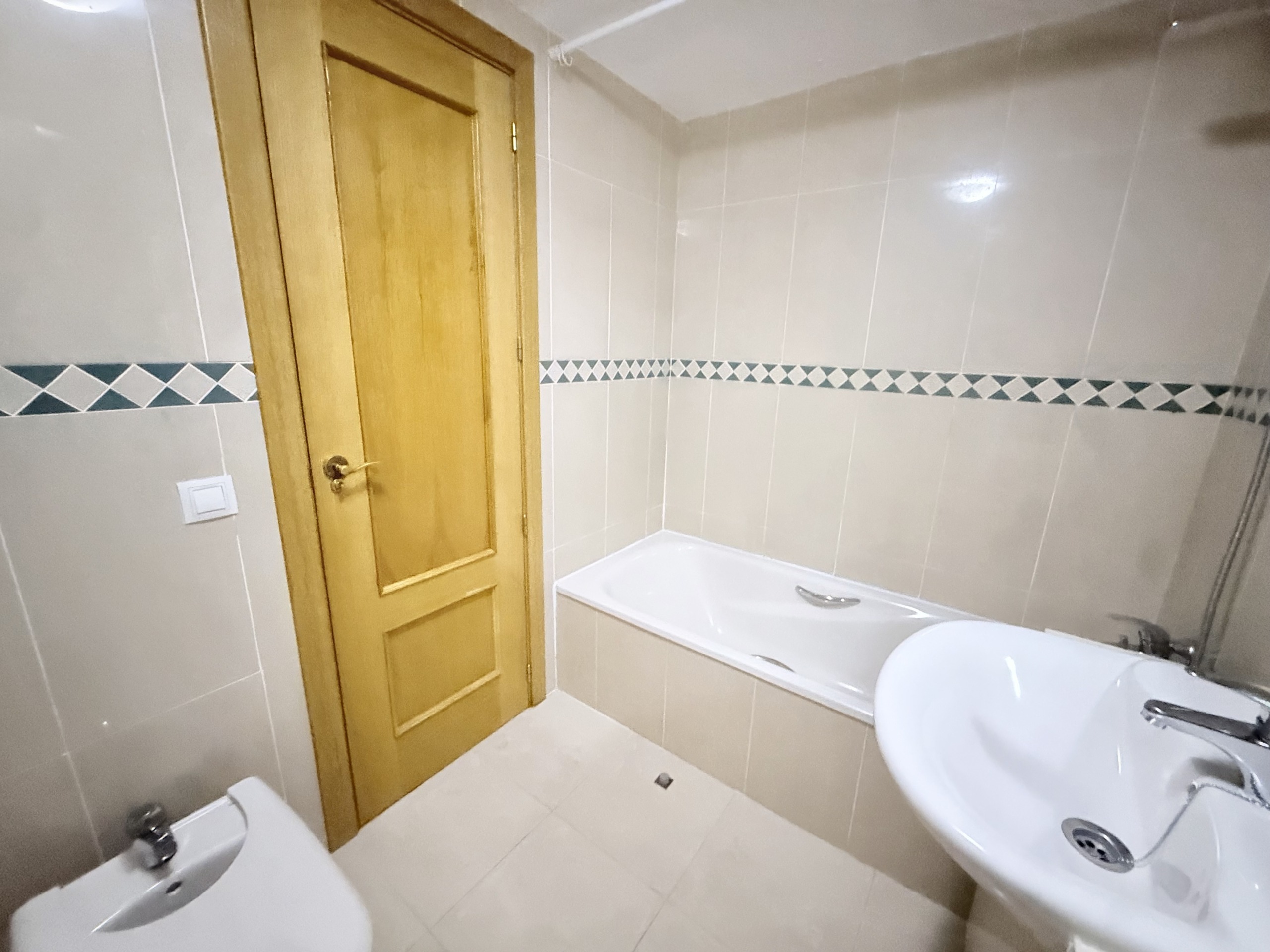 Piso en venta en PAU 1 Alicante con terraza y urbanización completa
