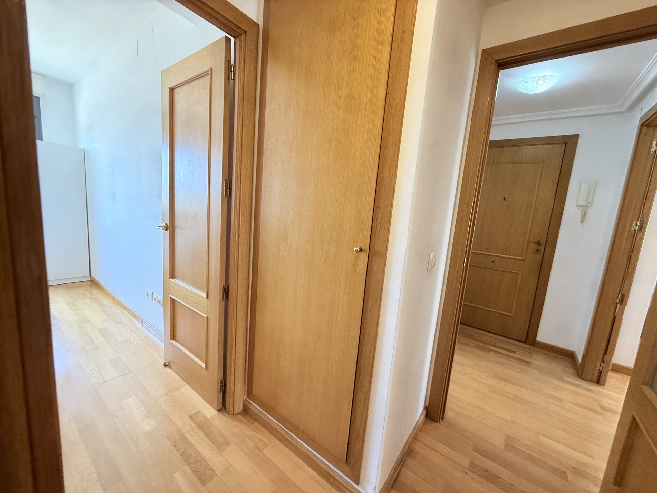 Piso en venta en PAU 1 Alicante con terraza y urbanización completa