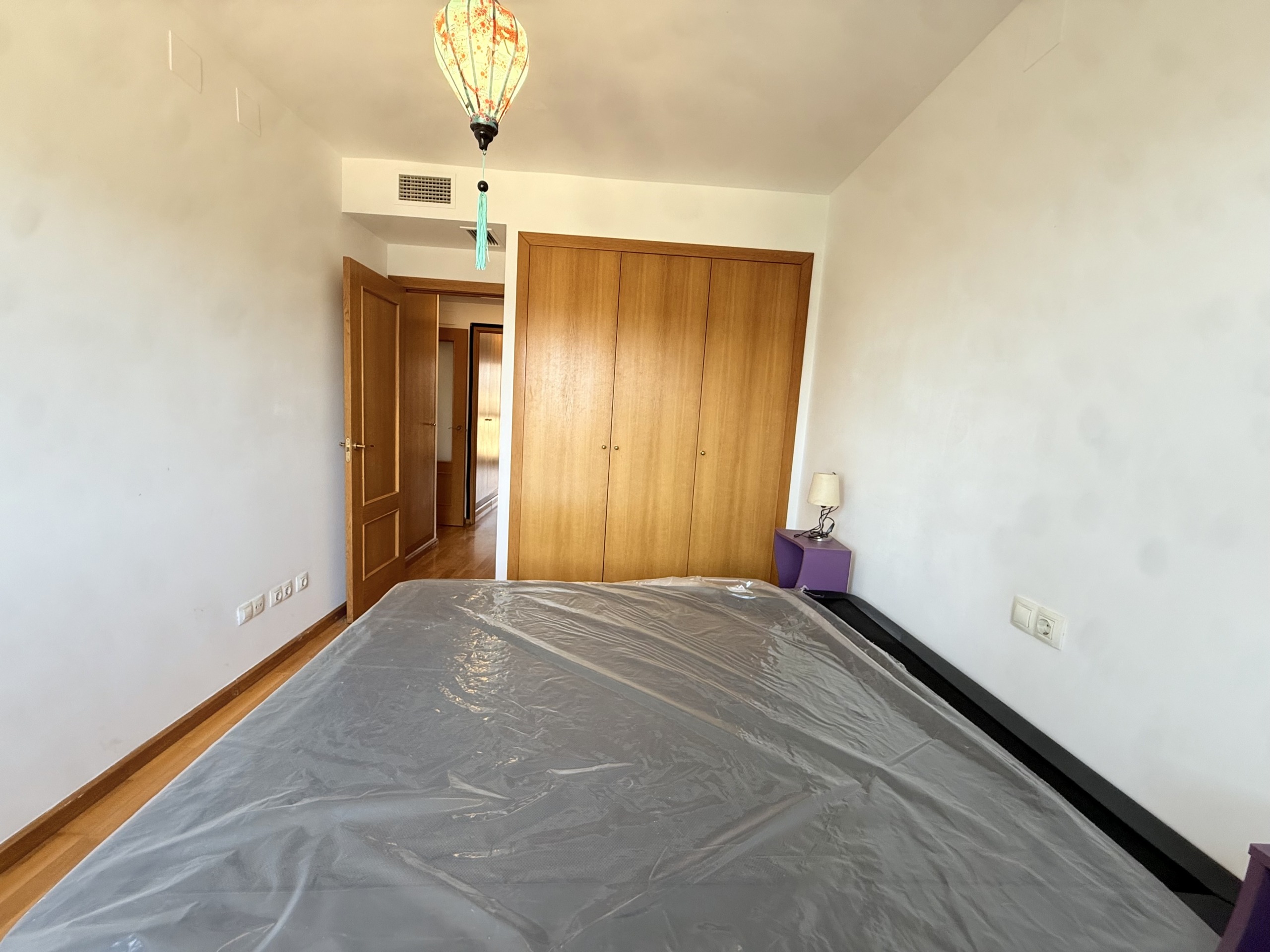 Piso en venta en PAU 1 Alicante con terraza y urbanización completa