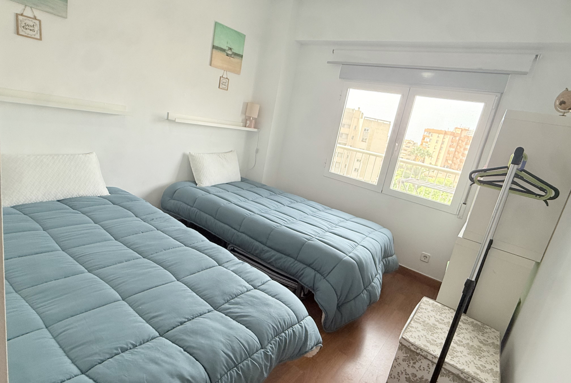 Tu refugio mediterráneo hasta junio: luz, diseño moderno y tranquilidad en El Campello