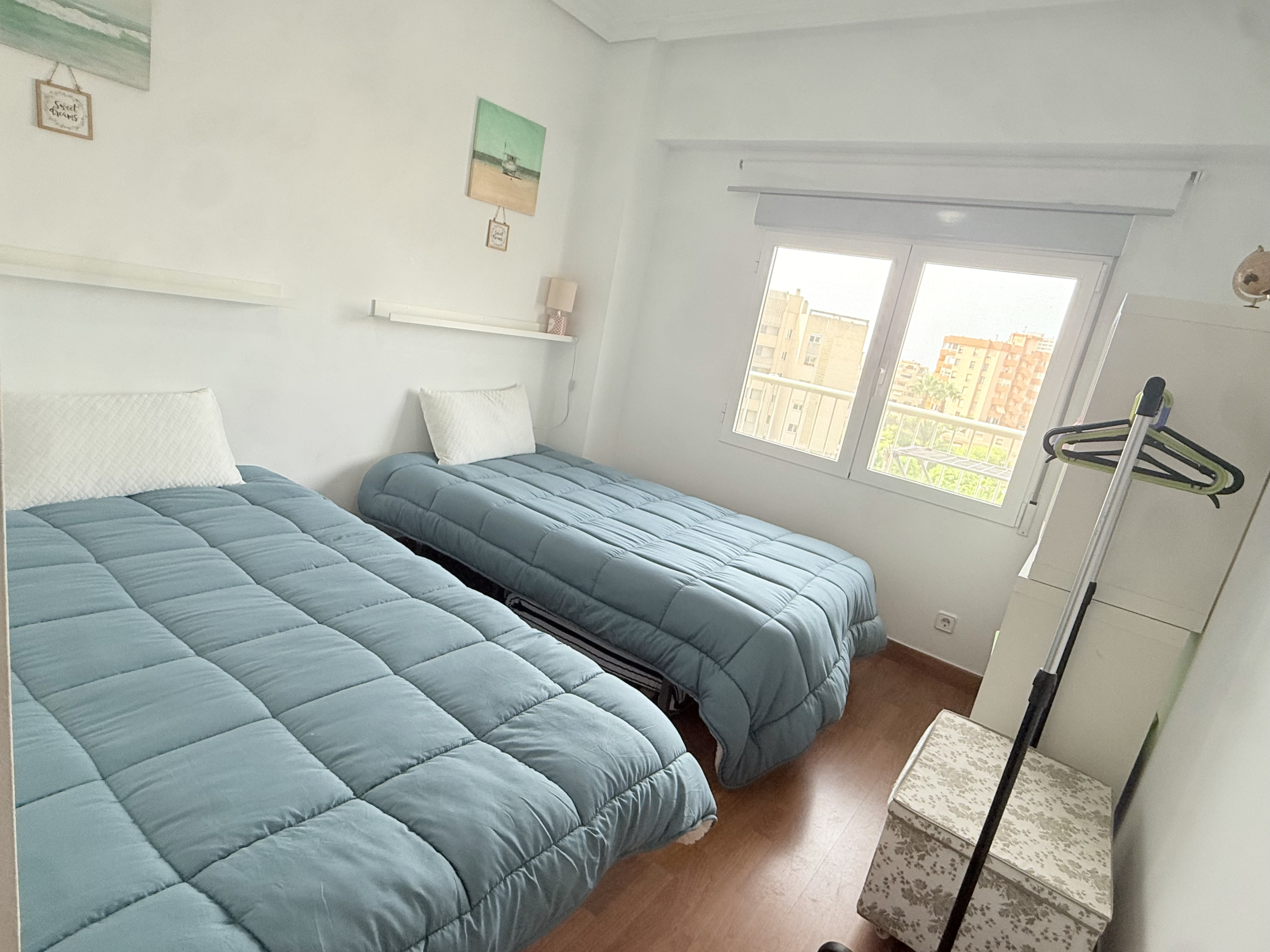 Tu refugio mediterráneo hasta junio: luz, diseño moderno y tranquilidad en El Campello