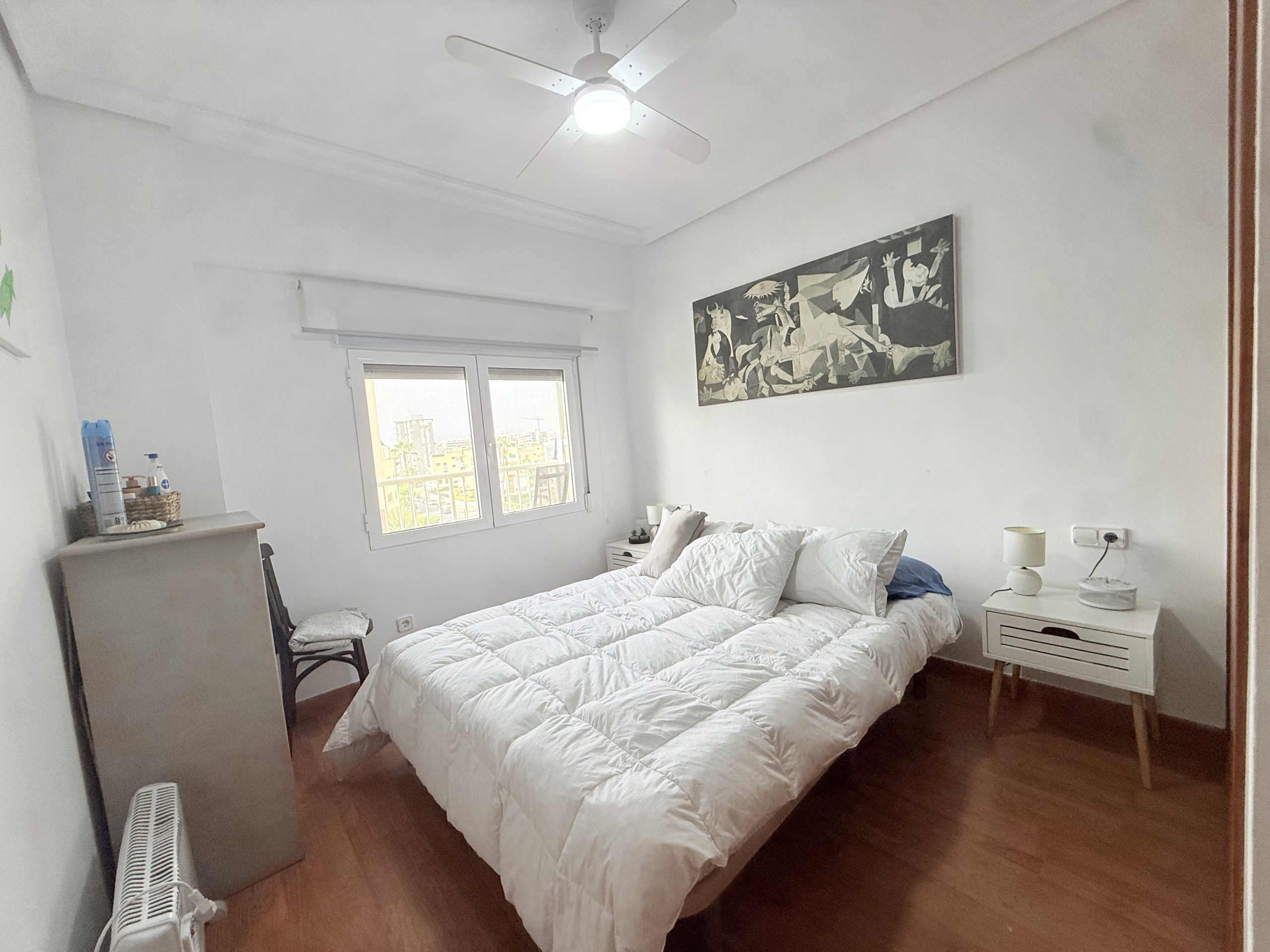 Tu refugio mediterráneo hasta junio: luz, diseño moderno y tranquilidad en El Campello