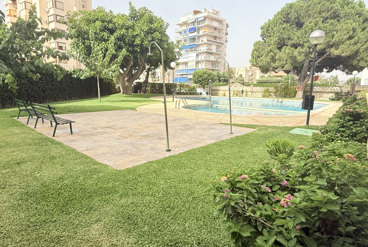 Tu refugio mediterráneo hasta junio: luz, diseño moderno y tranquilidad en El Campello